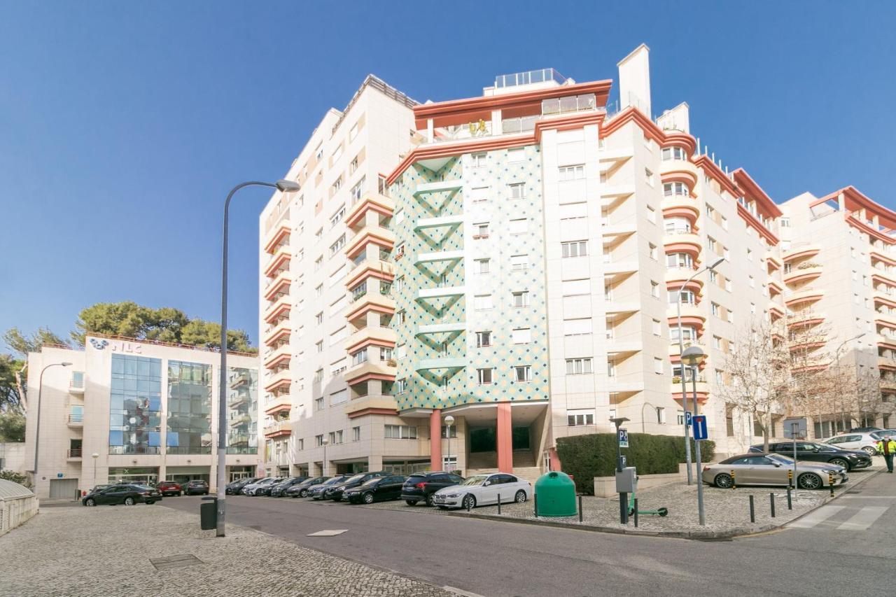 Апартаменти Premium Flat In Upscale Area, Balcony, Parking Лісабон Екстер'єр фото