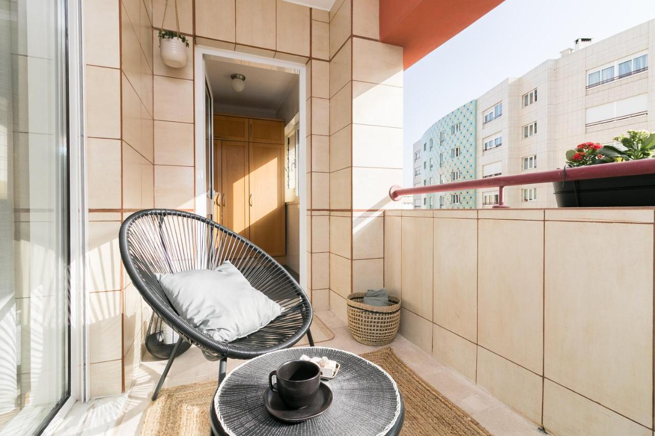 Апартаменти Premium Flat In Upscale Area, Balcony, Parking Лісабон Екстер'єр фото